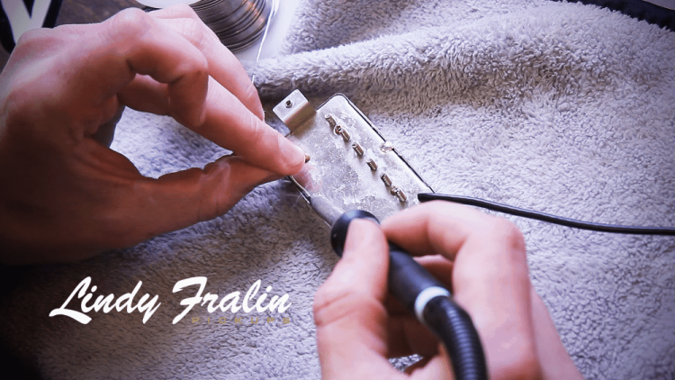 How To Install / Remove A Humbucker Cover - Lindy Fralin Pickups
