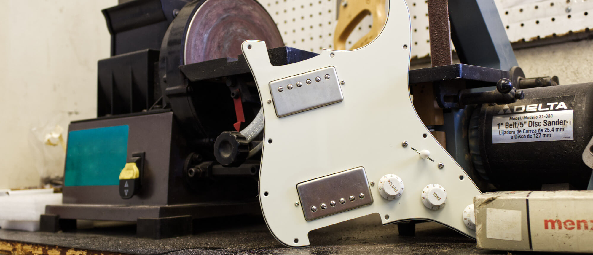 HH Prewired Pickguard Banner