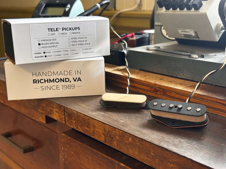 Blues Special Tele Set on desk with box